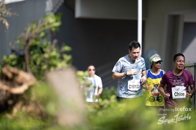 PB_Runner_TKO_0905-323