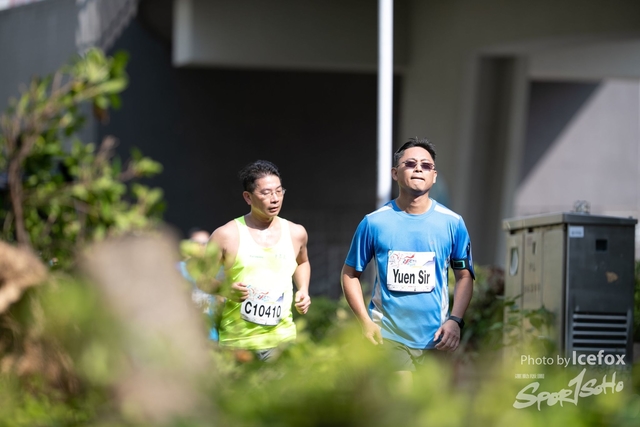 PB_Runner_TKO_0905-344