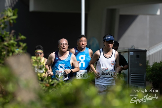 PB_Runner_TKO_0905-348