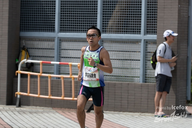 PB_Runner_TKO_1015-22