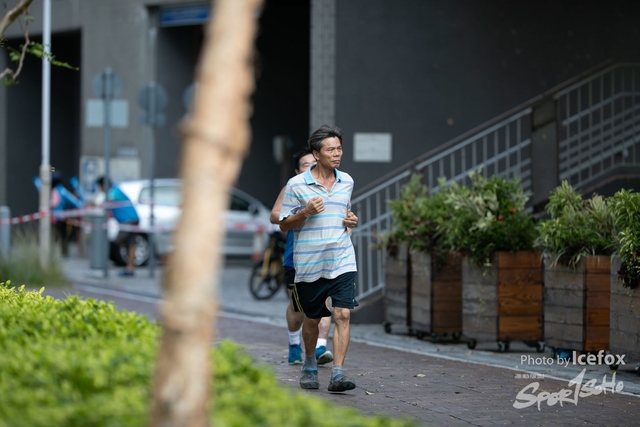PB_Runner_TKO_0905-380