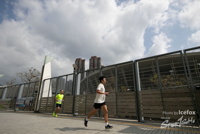 PB_Runner_TKO_0940-265