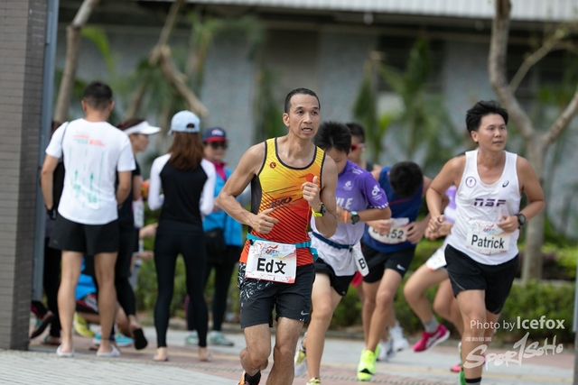 PB_Runner_TKO_1015-105