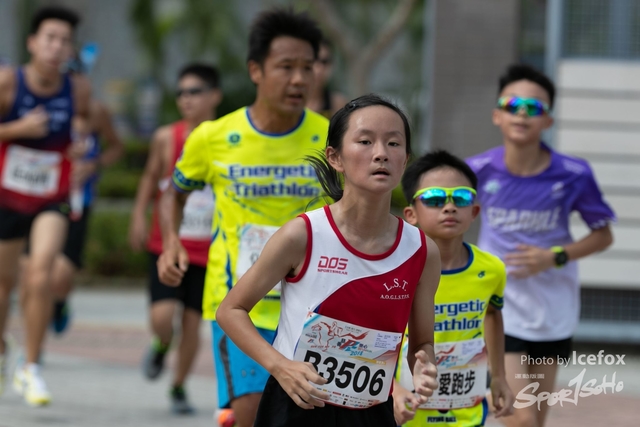 PB_Runner_TKO_1015-120