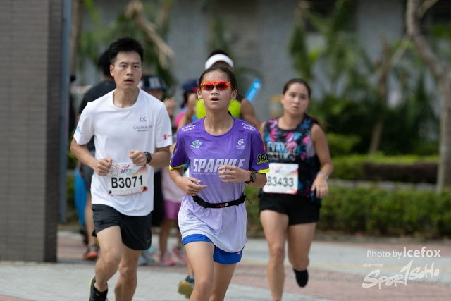 PB_Runner_TKO_1015-129