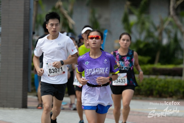 PB_Runner_TKO_1015-130