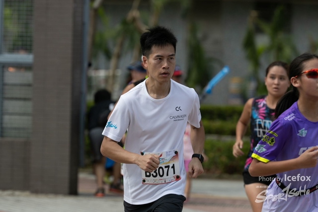 PB_Runner_TKO_1015-132