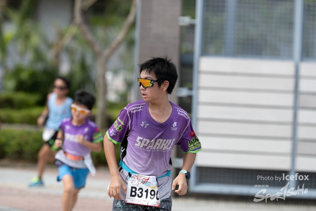 PB_Runner_TKO_1015-136