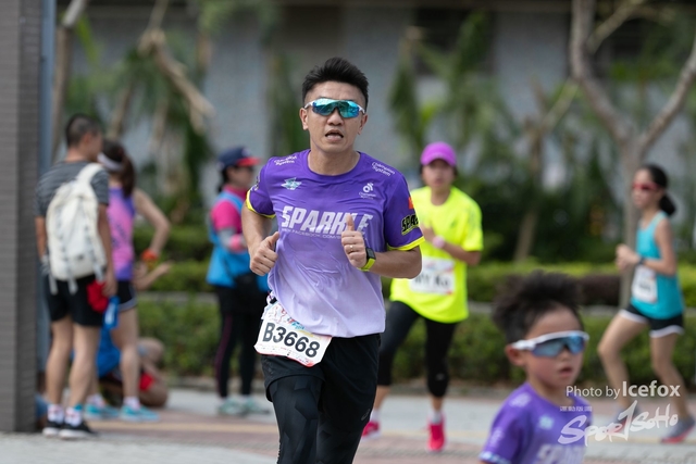 PB_Runner_TKO_1015-169