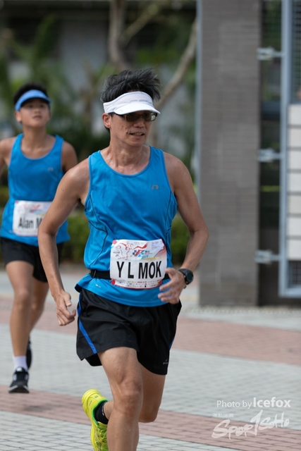 PB_Runner_TKO_1015-180