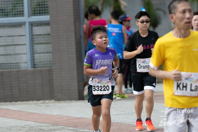 PB_Runner_TKO_1015-274