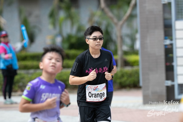 PB_Runner_TKO_1015-275