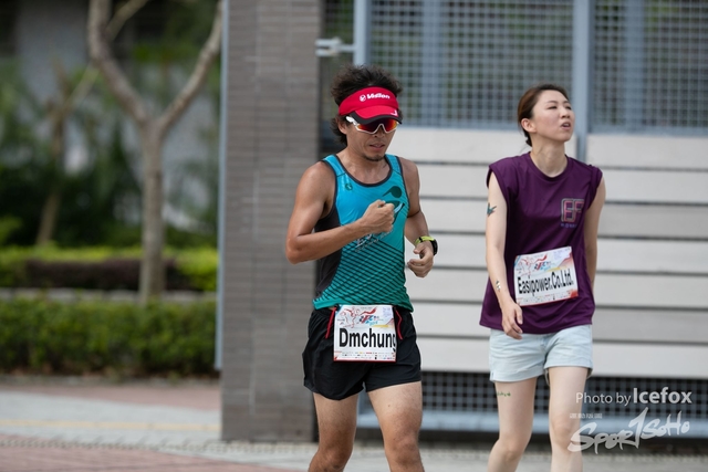 PB_Runner_TKO_1015-368