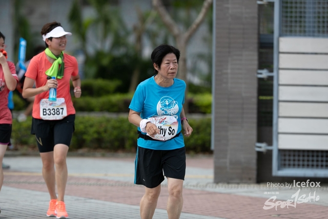 PB_Runner_TKO_1015-373