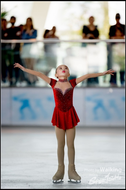 2018-10-02 Ice Skating 0120