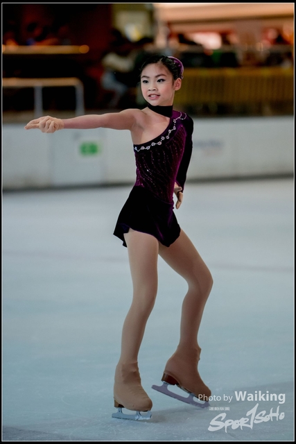 2018-10-02 Ice Skating 0400