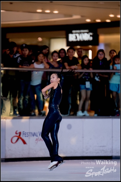 2018-10-03 Ice Skating 0338