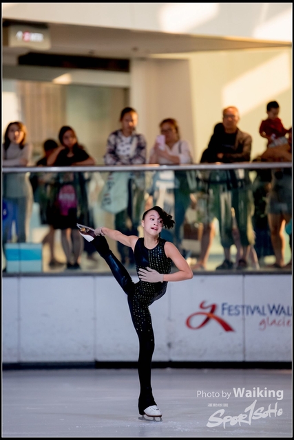 2018-10-03 Ice Skating 0339