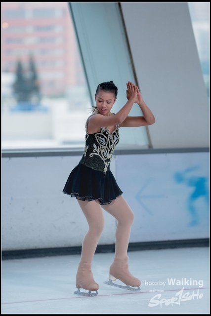 2018-10-03 Ice Skating 0415