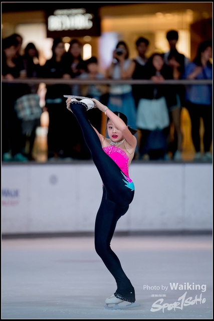 2018-10-03 Ice Skating 0441