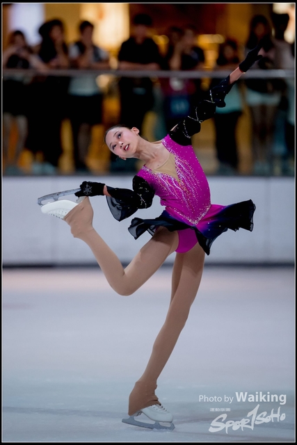 2018-10-03 Ice Skating 0514