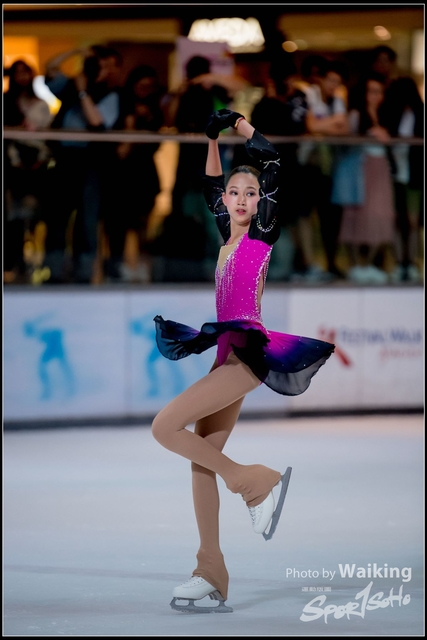 2018-10-03 Ice Skating 0521