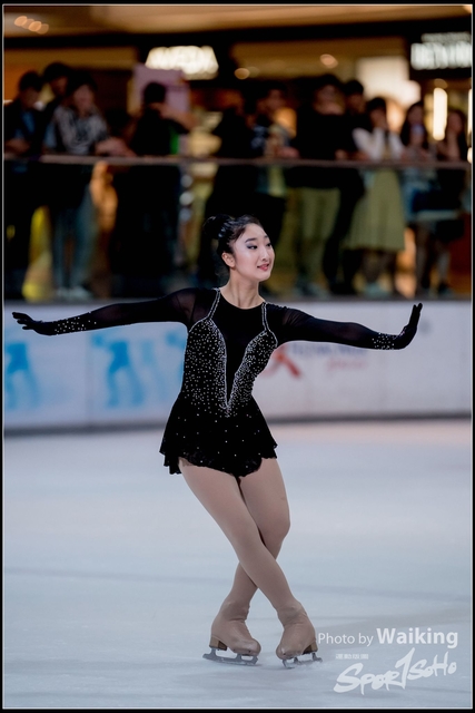 2018-10-03 Ice Skating 0583