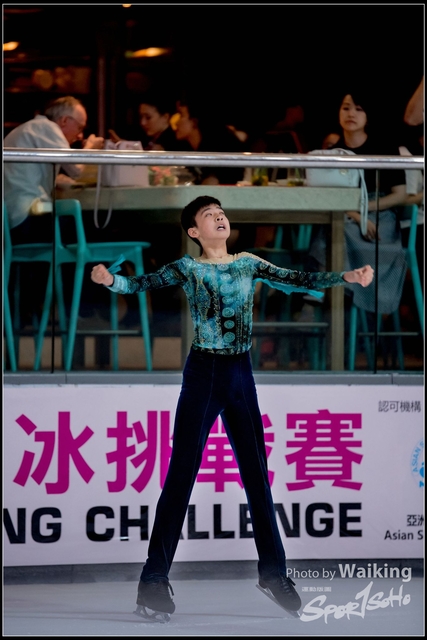 2018-10-03 Ice Skating 0618