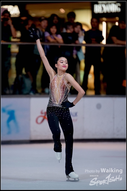 2018-10-03 Ice Skating 0653