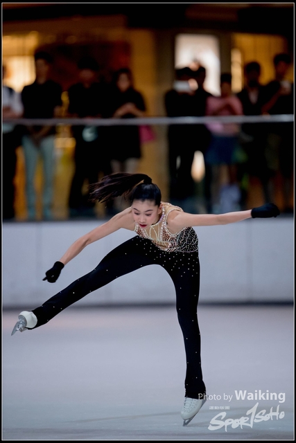 2018-10-03 Ice Skating 0656