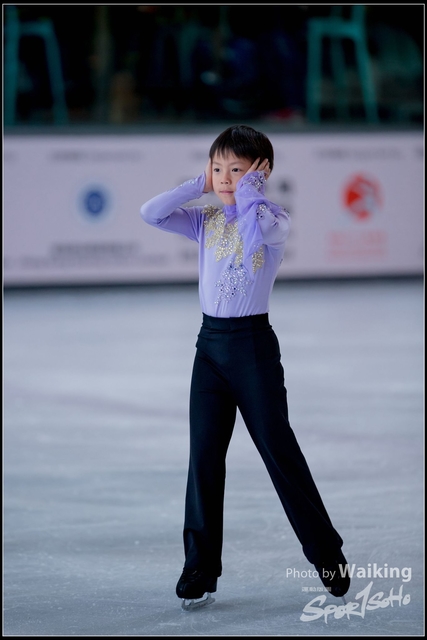2018-10-04 Ice Skating 0230