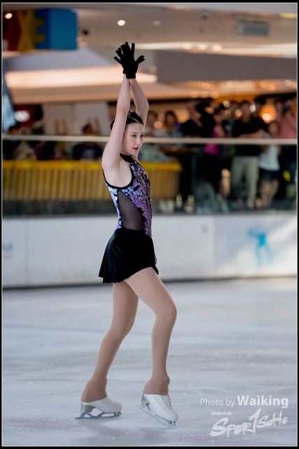 2018-10-04 Ice Skating 0348