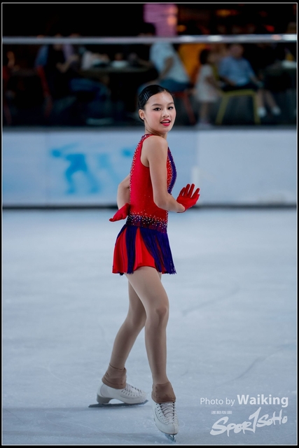 2018-10-04 Ice Skating 0448
