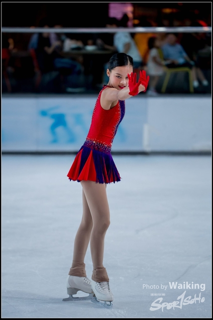 2018-10-04 Ice Skating 0449