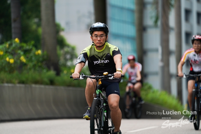 2018-10-15 30 km Ride Participants_Kowloon Park Drive-272