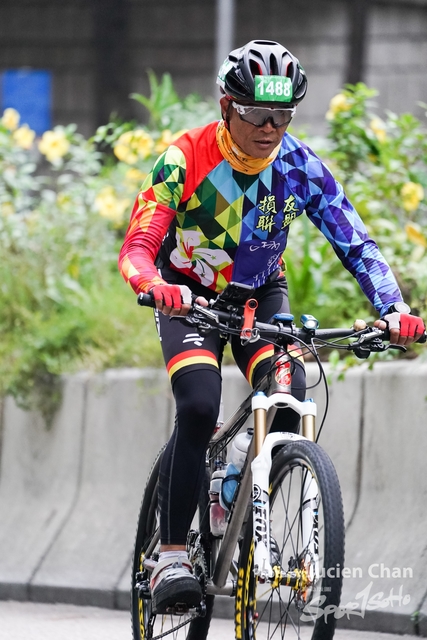 2018-10-15 50 km Ride Participants_Kowloon Park Drive-1652