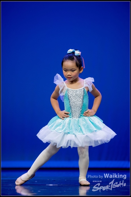 2018-10-14 Solo Dance 1600