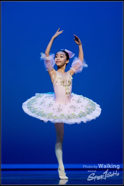 2018-10-14 Solo Dance 2169