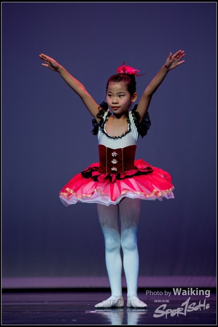 2018-10-14 Solo Dance 1674