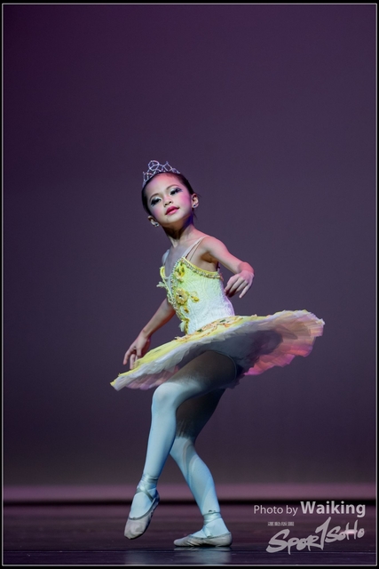 2018-10-14 Solo Dance 1683