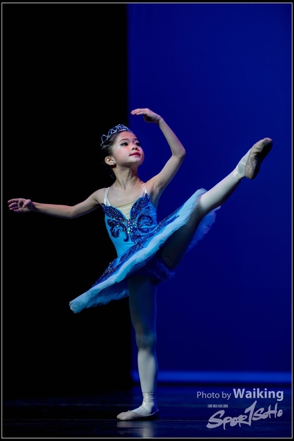 2018-10-14 Solo Dance 1696
