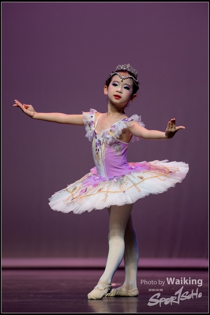 2018-10-14 Solo Dance 1742