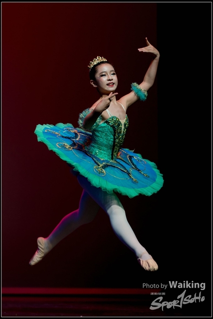 2018-10-14 Solo Dance 2334