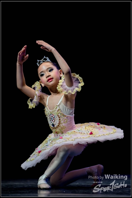2018-10-14 Solo Dance 1824