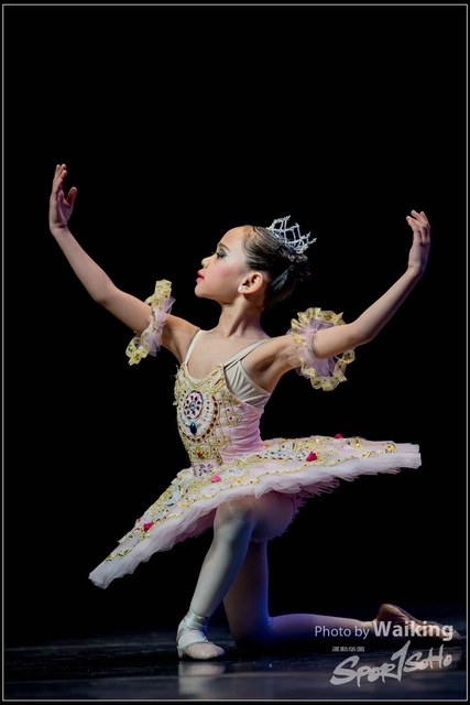 2018-10-14 Solo Dance 1825