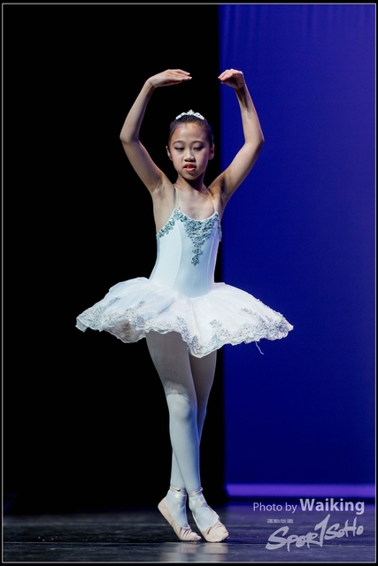 2018-10-14 Solo Dance 2390