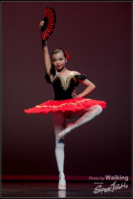 2018-10-14 Solo Dance 2400