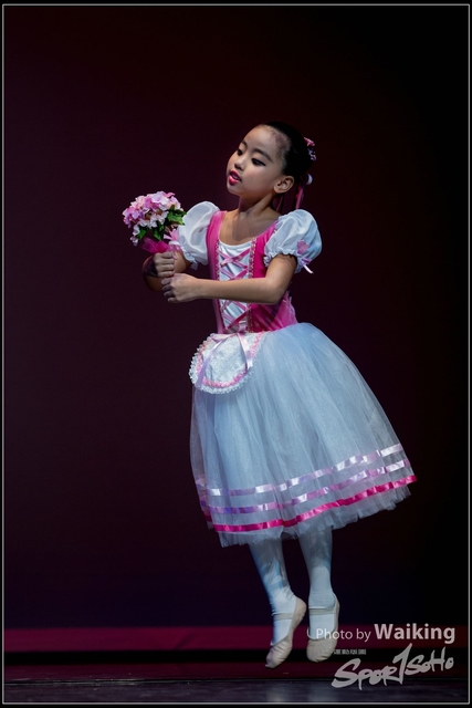 2018-10-14 Solo Dance 1858