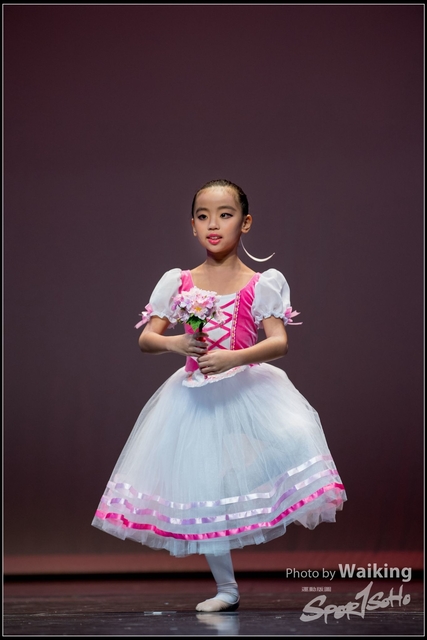 2018-10-14 Solo Dance 1860