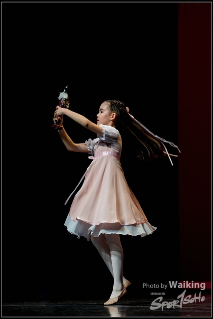 2018-10-14 Solo Dance 1865